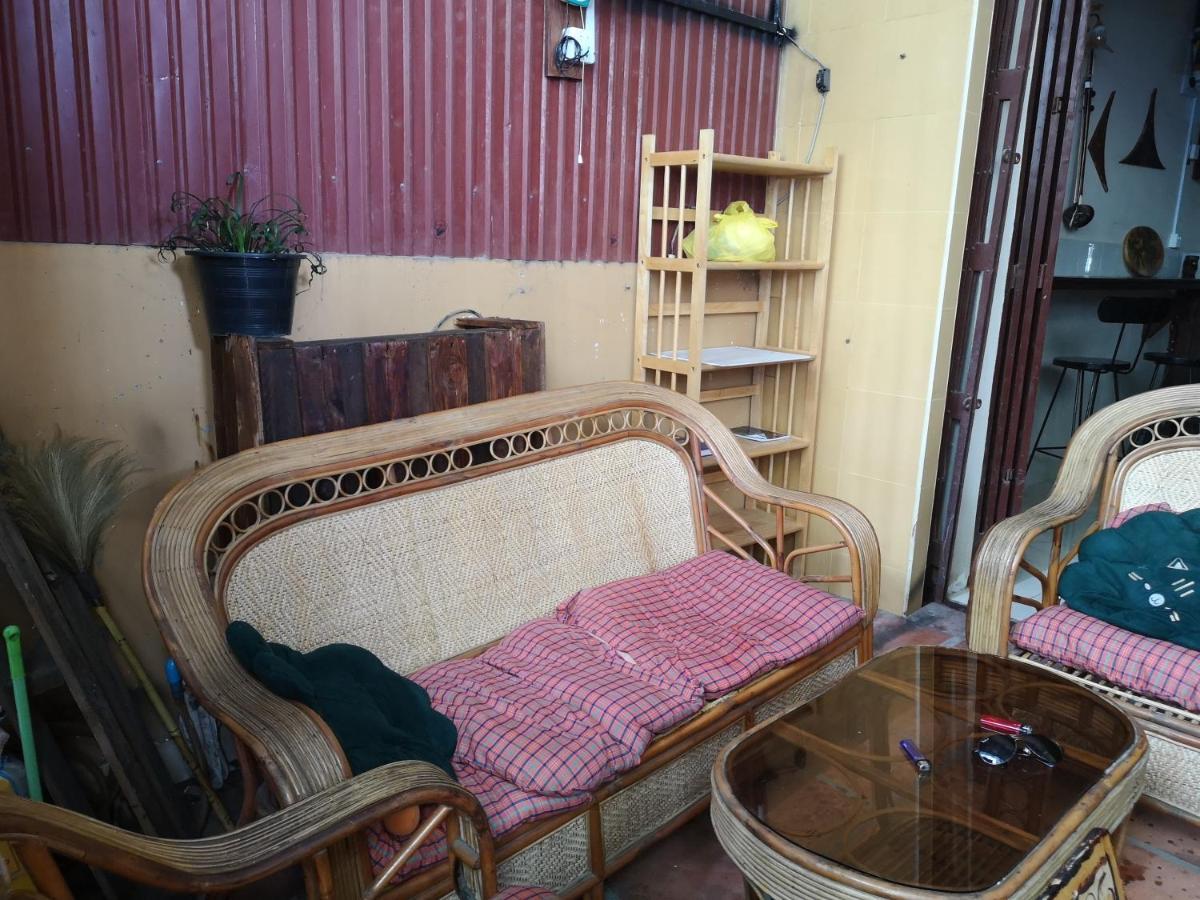 Peri Evi Hostel Phnom Penh Bassac Lane Kültér fotó
