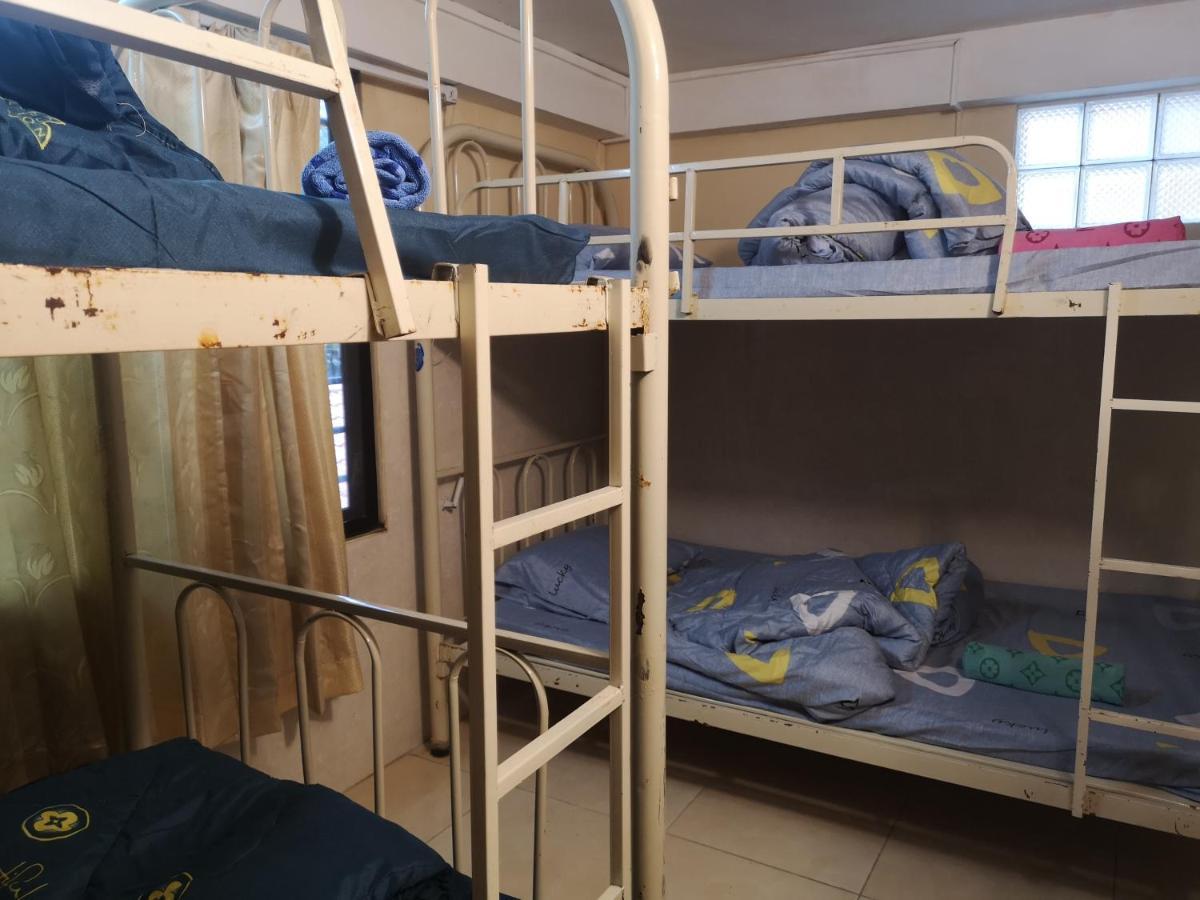Peri Evi Hostel Phnom Penh Bassac Lane Kültér fotó