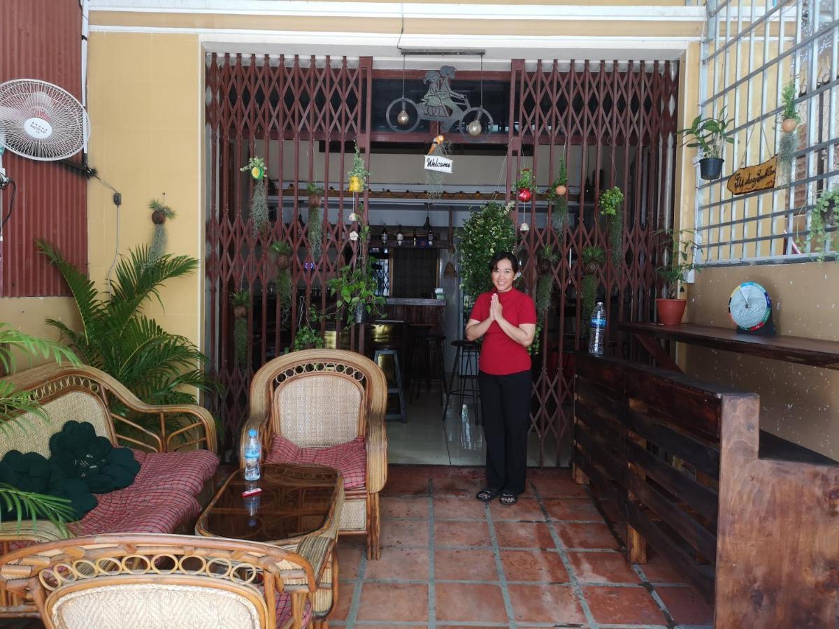 Peri Evi Hostel Phnom Penh Bassac Lane Kültér fotó