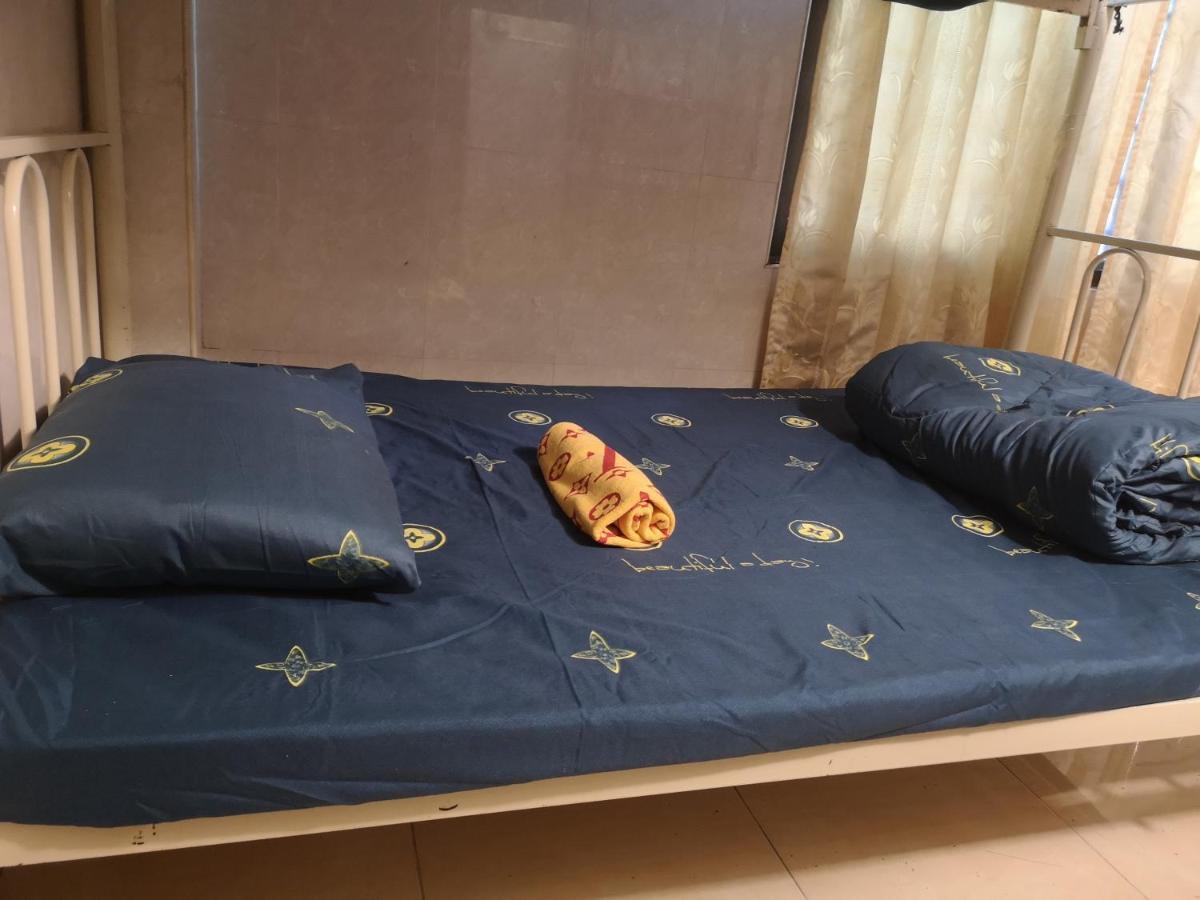 Peri Evi Hostel Phnom Penh Bassac Lane Kültér fotó