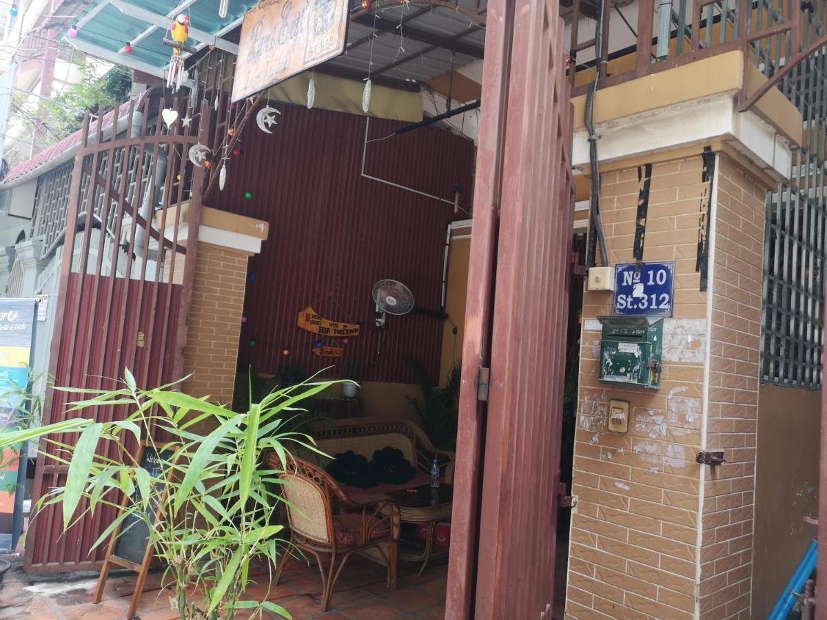 Peri Evi Hostel Phnom Penh Bassac Lane Kültér fotó