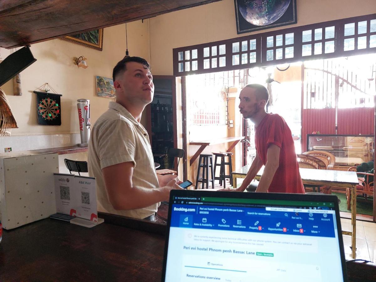 Peri Evi Hostel Phnom Penh Bassac Lane Kültér fotó